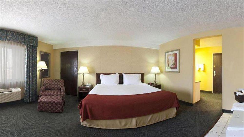 Holiday Inn Express Hotel Fort Campbell-Oak Grove By Ihg Zewnętrze zdjęcie