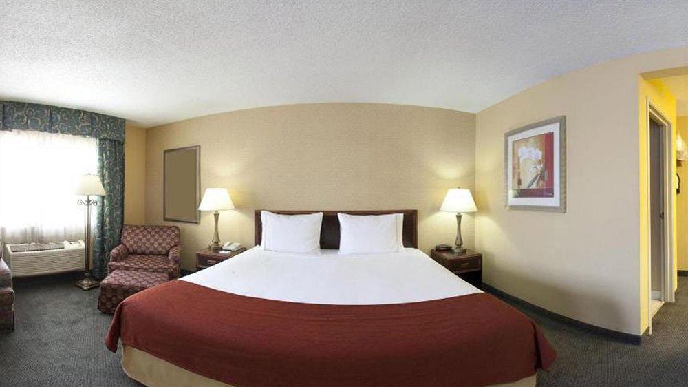 Holiday Inn Express Hotel Fort Campbell-Oak Grove By Ihg Zewnętrze zdjęcie
