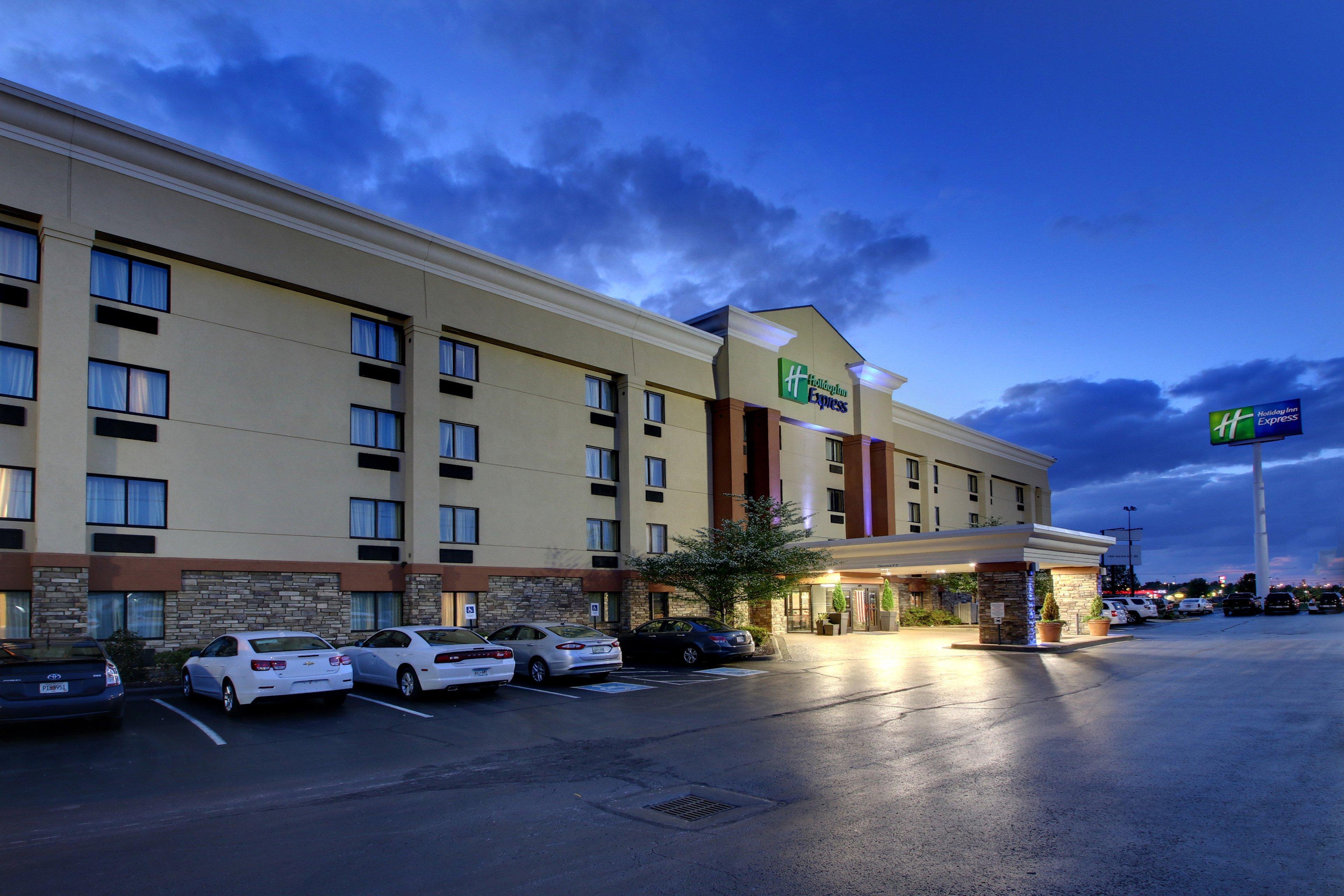 Holiday Inn Express Hotel Fort Campbell-Oak Grove By Ihg Zewnętrze zdjęcie